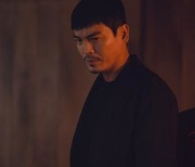 '루카 : 더 비기닝' 냉혹한 추격자 김성오, 김래원 쫓는 이유는?