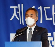 강신욱 대한체육회장 후보 "이기흥, 거짓 사실 유포" 선관위 제소