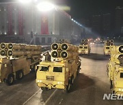 북한 8차당대회 기념 열병식에 등장한 4연장 방사포