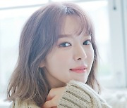 초아 tvN '온앤오프' 합류..3년만에 예능 출격