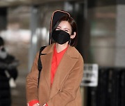 [T포토] 정가은 "기타는 방송으로 확인하세요"