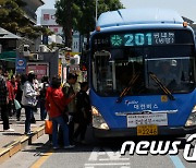 '코로나 여파' 대전시 작년 버스 이용 29%·지하철 34%  감소