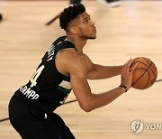 [NBA] 자유투 10개 중 단 1개만 성공한 아데토쿤보 '나 지금 떨고 있니?'