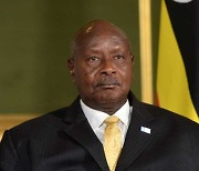 우간다 35년 철권 통치 무세베니, 폭력·부정 의혹 속 6선 성공