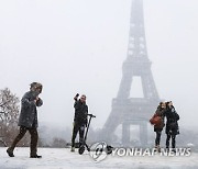 FRANCE PARIS WEATHER