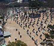 부산 일부 교회, 폐쇄 명령 반발 "예배는 헌법상 기본권"