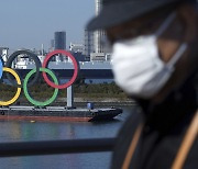 일본 각료 '도쿄 올림픽 취소 가능성' 첫 언급