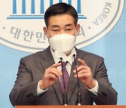 육참총장-주임원사 충돌..신원식 "군기 무너졌다"