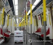 승객 있는 전철서 남자끼리..성관계 영상 확산에 홍콩경찰 수사 착수