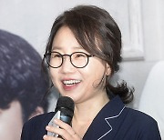 김은숙 작가‧화앤담 대표, 1억원 기부