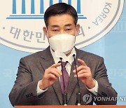 신원식, 육참총장-주임원사 충돌에 "군기 처참히 무너져"