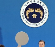 [속보]文대통령 "시진핑 방한, 코로나 안정되면 조기 노력하겠다"