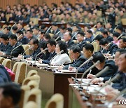 북한, 최고인민회의도 마스크 없이 진행 눈길