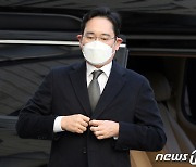 [이재용 선고]3년만에 총수 구속..충격에 빠진 삼성