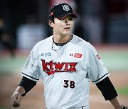 이제 KBO 판단만 남았다..주권-kt, 역대 21번째 연봉 조정위원회 돌입