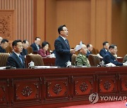 북한 최고인민회의에서 발언하는 최룡해