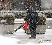 폭설 속 제설작업