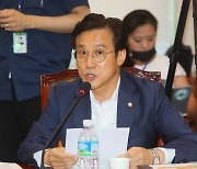 민주당 "주호영, 탄핵 대통령 배출한 당..정치 보복 망언에 통탄"