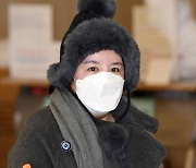 '강제 출국' 에이미, 5년 입국금지 만료..차분한 모습