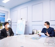 장충남 남해군수·이주홍 의장 코로나19 극복 긴급 회담