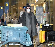 에이미, 강제출국 5년 만에 귀국