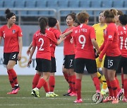 여자축구 올림픽 PO 1차전, 예정대로 홈에서?..'긍정적 전망'
