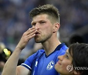 Germany Soccer Bundesliga Huntelaar