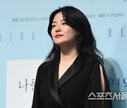 이영애, 4년만에 '경이로운 구경이'로 컴백? 키이스트 측 "적극 제안 中"[공식]