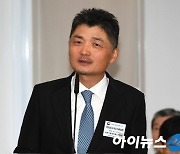'자수성가' 김범수 소신..주식 증여도 재벌家와 다르다