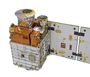 LIG Nex1, KAIST team up for artificial satellite research
