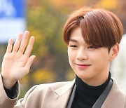 '국민센터' 강다니엘, 2월 신곡 컴백..'마젠타' 이후 6개월만[공식]