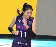 '만능 세터' 이다영 만점 활약..흥국생명 4연승 질주