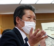 '지지율 43%' 급반등에 정청래 "대한민국은 문재인 보유국"