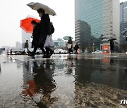 [오늘의 날씨] 울산(22일, 금)..오전까지 비, 대기 청정