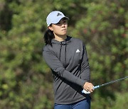 다니엘 강, LPGA 2021시즌 개막전 1R 단독 선두..전인지 공동 10위