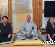 홍준표 "김종인 주호영, 안철수 핍박마라..결국 될 사람이 될 것"