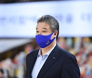 [벤치명암] 'BNK 전 5연승' 삼성생명 임근배 감독 "4Q 배혜윤의 활약이 결정적"
