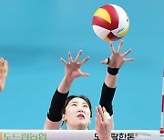 [MD포토] 고예림, '공이 너무 높아'