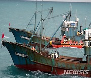 서해어업관리단, 불법조업 중국 타망어선 2척 나포