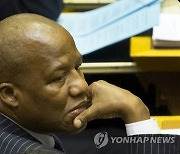 (FILE) SOUTH AFRICA JACKSON MTHEMBU OBIT