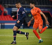 '음바페 멀티골' PSG, 몽펠리에에 4-0 승리