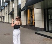 "내 세금으로 명품 입고 호화생활"..분노한 러시아, 푸틴 숨겨진 딸 공개한 나발니 지지 시위