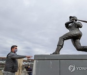 USA BASEBALL HANK AARON OBIT