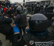 러 전역서 구금 나발니 지지 시위.."모스크바서 1만여명 참가"(종합)