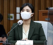 [포토]'질의에 답하는 김소연 변호사'