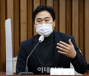 [포토]'질의에 답하는 이종배'