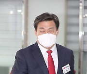 서울시장 후보 면접 참석한 김선동 전 의원