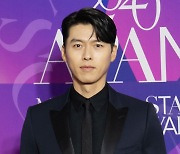Hyun Bin takes top prize at APAN Star Awards for 'Crash Landing On You'