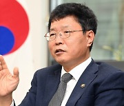 김용래의 '소탈 리더십'..직원들과 격의 없이 대화..현장 누비며 목소리 청취
