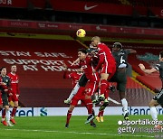 英 매체 예상한 맨유 vs 리버풀, 승자는 맨유 2-0 승